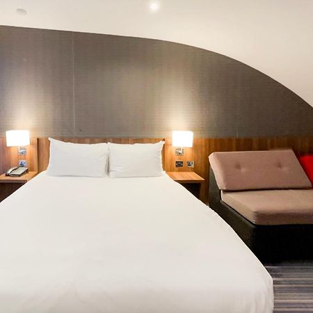 Belvilla Crewe City Centre Hotel Lifestyle Экстерьер фото