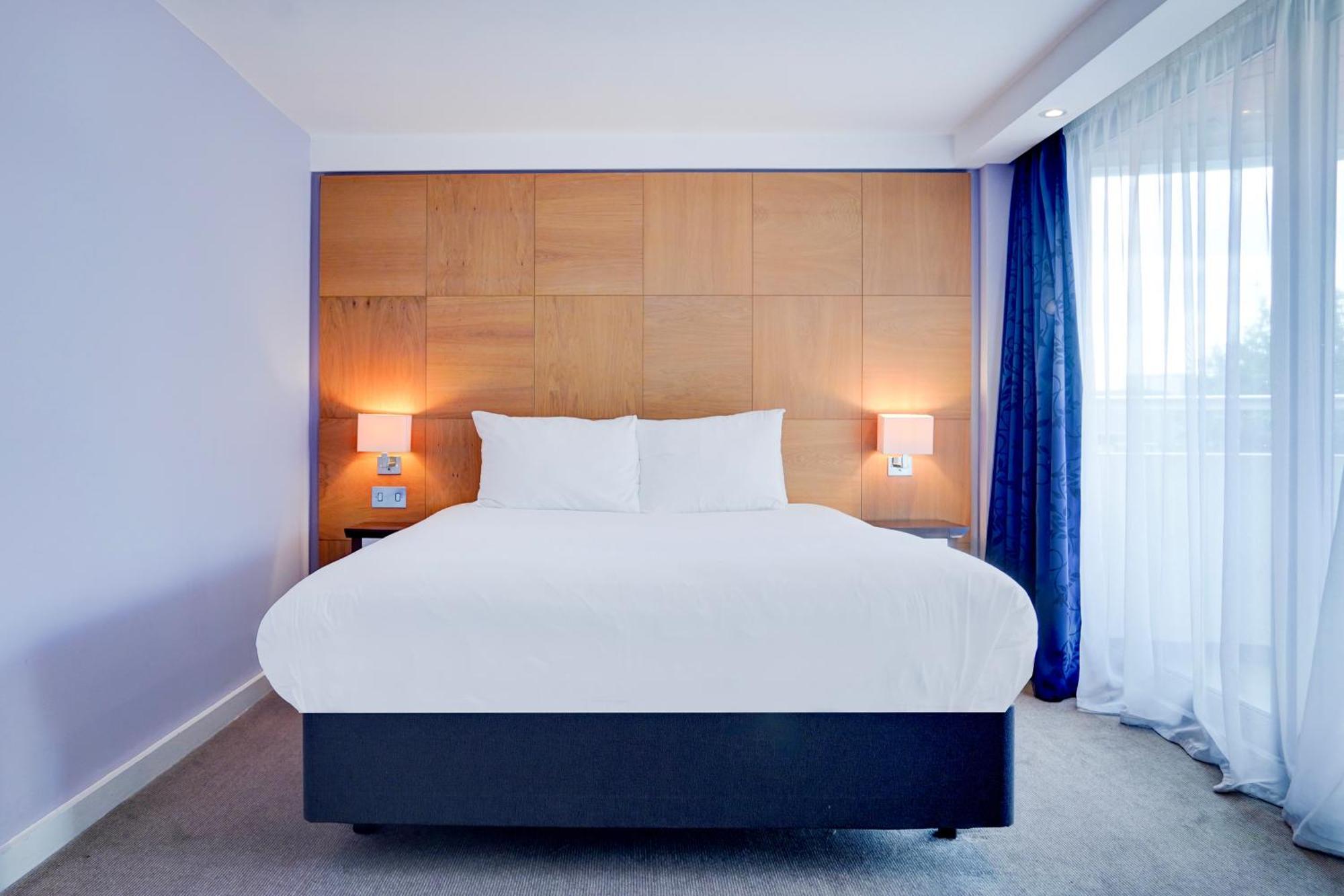 Belvilla Crewe City Centre Hotel Lifestyle Экстерьер фото