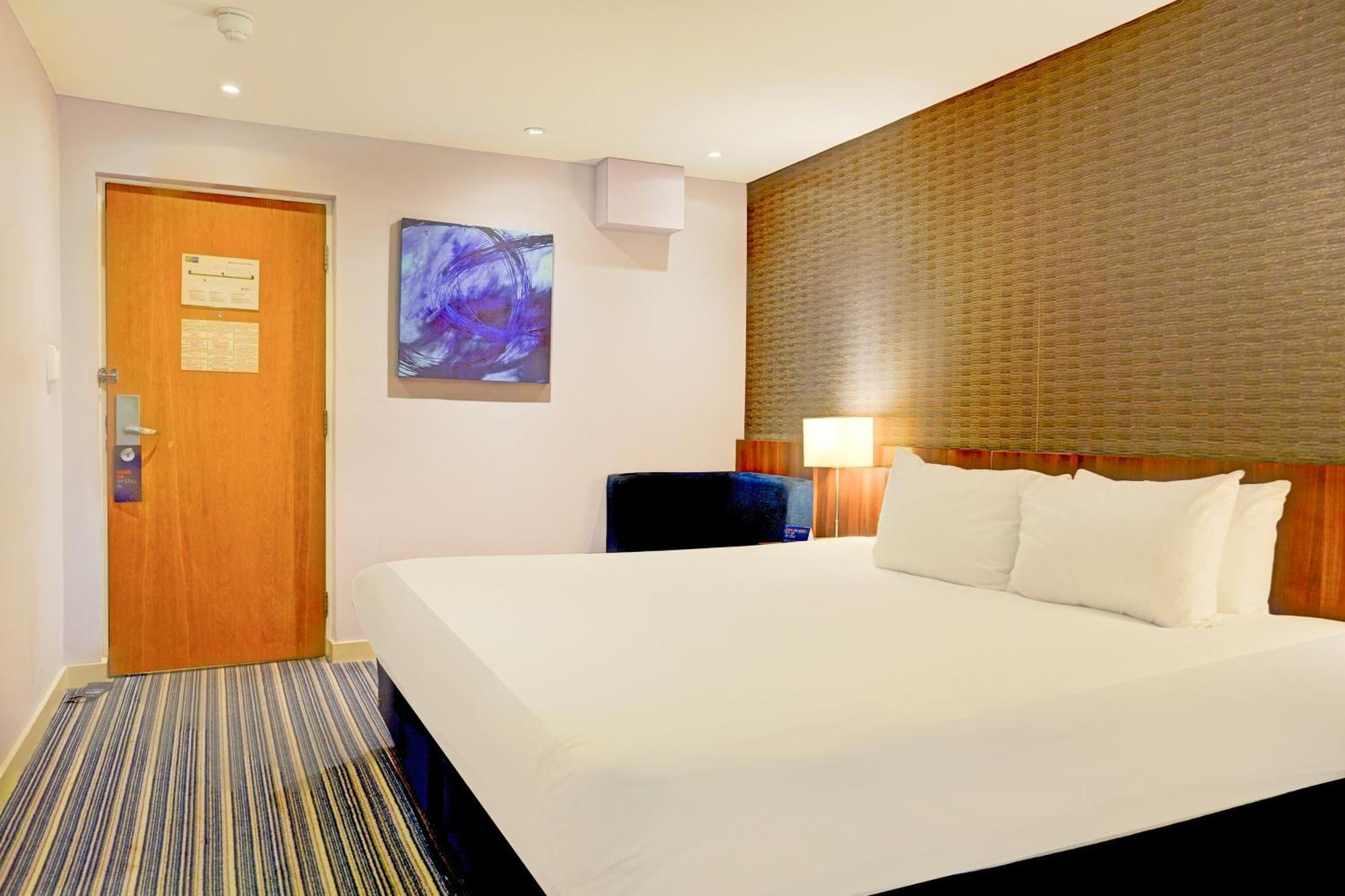Belvilla Crewe City Centre Hotel Lifestyle Экстерьер фото
