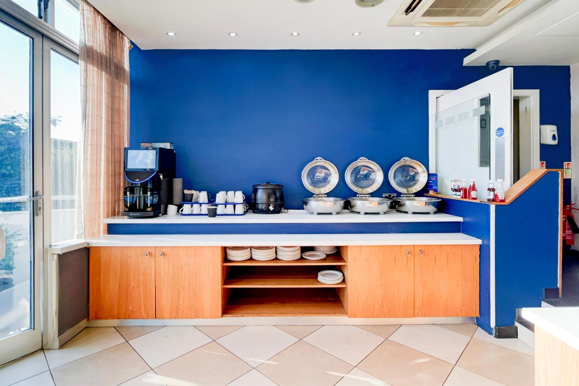 Belvilla Crewe City Centre Hotel Lifestyle Экстерьер фото