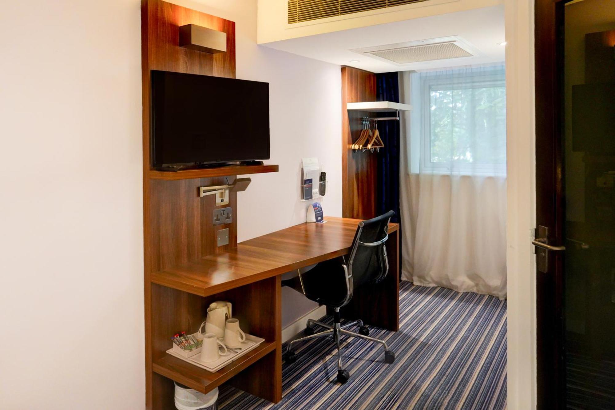 Belvilla Crewe City Centre Hotel Lifestyle Экстерьер фото